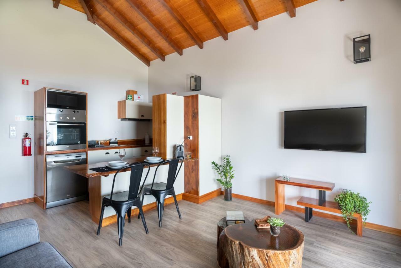 Rochao Village By Rent2u, Lda Maison d'hôtes